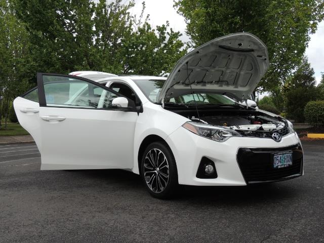 2016 Toyota Corolla S Plus / Sedan / Sunroof / Backup Camera / Spoiler - Photo 32 - Portland, OR 97217