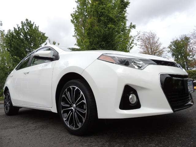 2016 Toyota Corolla S Plus / Sedan / Sunroof / Backup Camera / Spoiler - Photo 9 - Portland, OR 97217