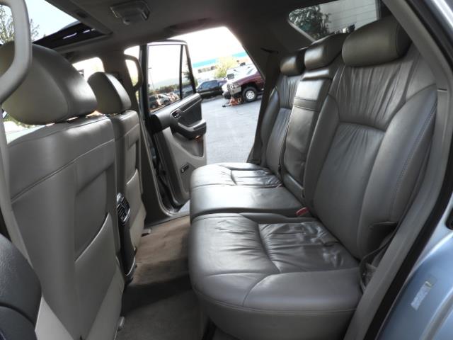 2004 Toyota 4Runner LIMITED Edition 4WD / V8 4.7L / DIFF LOCK / LIFTED - Photo 14 - Portland, OR 97217