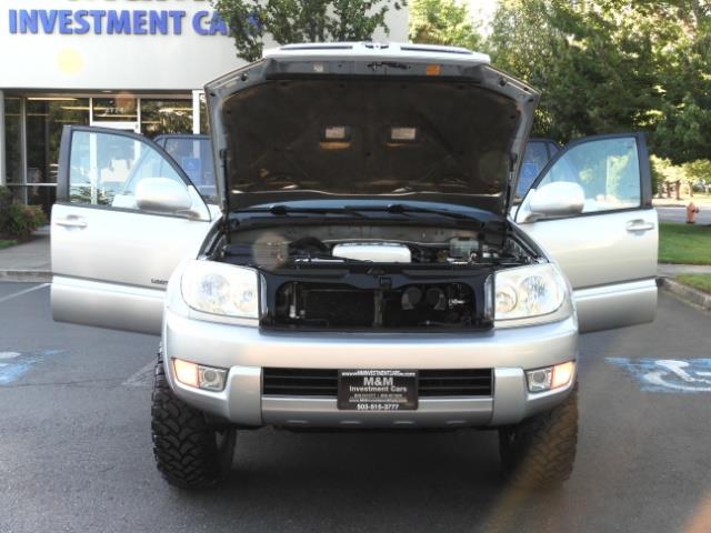 2004 Toyota 4Runner LIMITED Edition 4WD / V8 4.7L / DIFF LOCK / LIFTED - Photo 30 - Portland, OR 97217