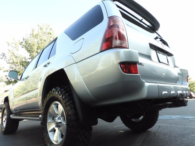 2004 Toyota 4Runner LIMITED Edition 4WD / V8 4.7L / DIFF LOCK / LIFTED - Photo 11 - Portland, OR 97217