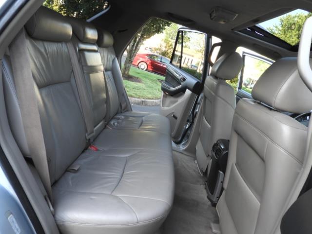 2004 Toyota 4Runner LIMITED Edition 4WD / V8 4.7L / DIFF LOCK / LIFTED - Photo 15 - Portland, OR 97217