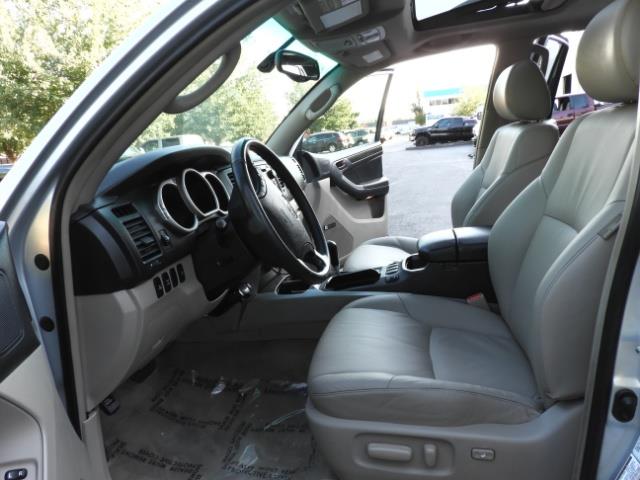 2004 Toyota 4Runner LIMITED Edition 4WD / V8 4.7L / DIFF LOCK / LIFTED - Photo 32 - Portland, OR 97217