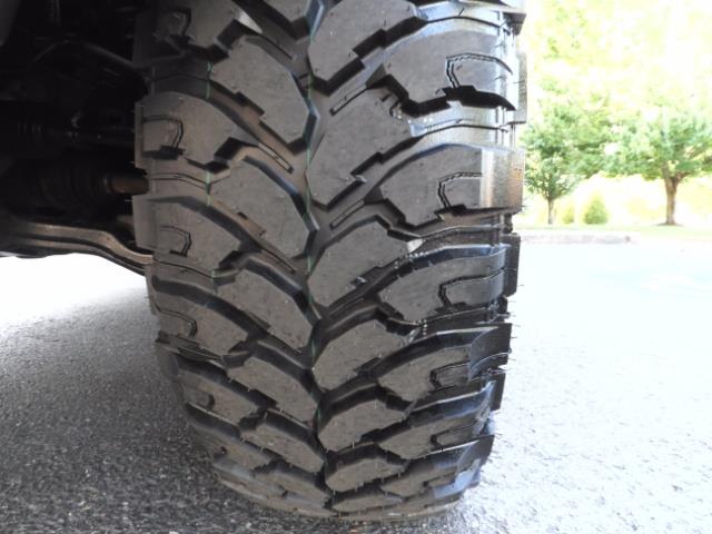 2004 Toyota 4Runner LIMITED Edition 4WD / V8 4.7L / DIFF LOCK / LIFTED - Photo 24 - Portland, OR 97217