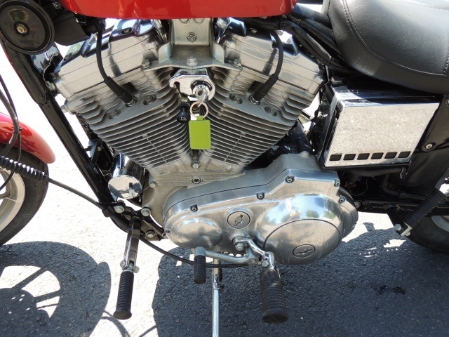 1990 HARLEY DAVIDSON SPORTSTER 883 / ONLY 1900 MILES - Photo 11 - Portland, OR 97217