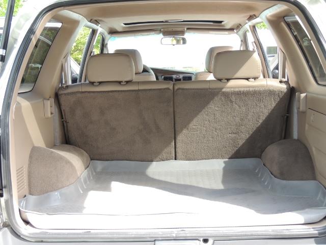 2000 Toyota 4Runner Limited / 4WD / Leather / Rear Diff Lock / LIFTED - Photo 22 - Portland, OR 97217