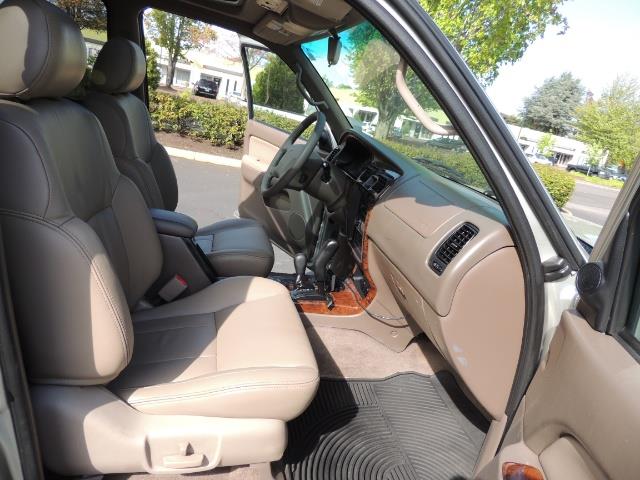 2000 Toyota 4Runner Limited / 4WD / Leather / Rear Diff Lock / LIFTED - Photo 17 - Portland, OR 97217