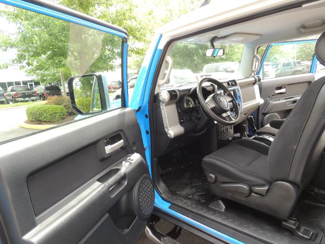 2007 Toyota FJ Cruiser 4dr SUV / 4X4 / REAR DIFF LOCKS / LIFTED LIFTED - Photo 15 - Portland, OR 97217