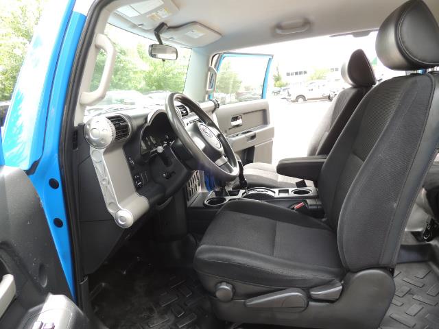 2007 Toyota FJ Cruiser 4dr SUV / 4X4 / REAR DIFF LOCKS / LIFTED LIFTED - Photo 16 - Portland, OR 97217