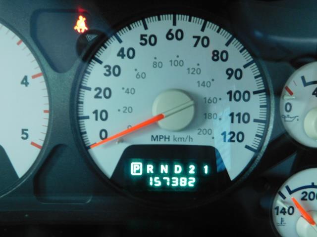 2006 Dodge Ram 2500 SLT SLT 4dr Mega Cab / 4X4 / 5.9L DIESEL CUMMINS - Photo 39 - Portland, OR 97217