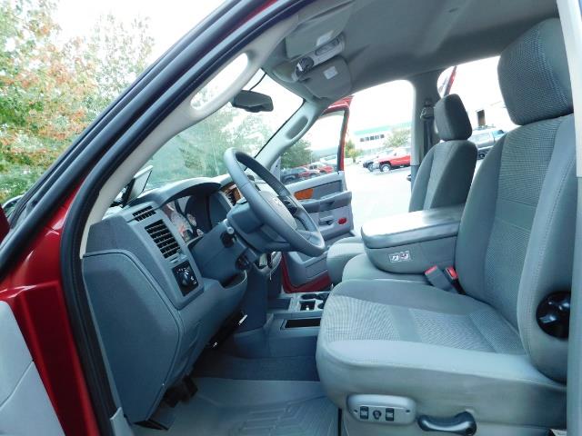 2006 Dodge Ram 2500 SLT SLT 4dr Mega Cab / 4X4 / 5.9L DIESEL CUMMINS - Photo 14 - Portland, OR 97217