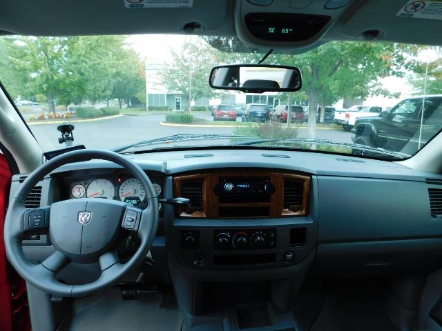 2006 Dodge Ram 2500 SLT SLT 4dr Mega Cab / 4X4 / 5.9L DIESEL CUMMINS - Photo 35 - Portland, OR 97217