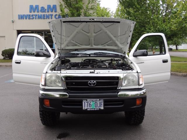 2000 Toyota Tacoma 2dr 4WD 5Spd Manual / New 31 " Mud Tires - Photo 29 - Portland, OR 97217