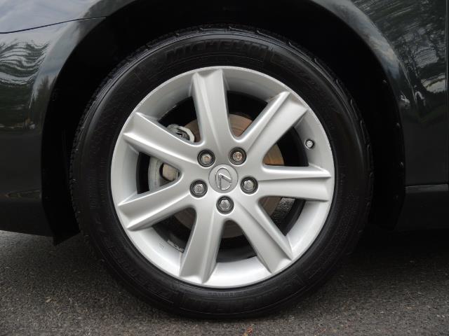2009 Lexus ES 350 / Luxury Sedan / Navigation / 1-OWNER/ 50K MLS - Photo 23 - Portland, OR 97217