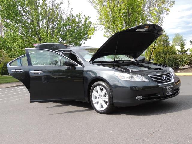 2009 Lexus ES 350 / Luxury Sedan / Navigation / 1-OWNER/ 50K MLS - Photo 31 - Portland, OR 97217