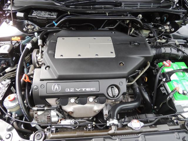 2000 Acura TL 3.2 sedan V6 Heated seats Excellent Cond - Photo 11 - Portland, OR 97217