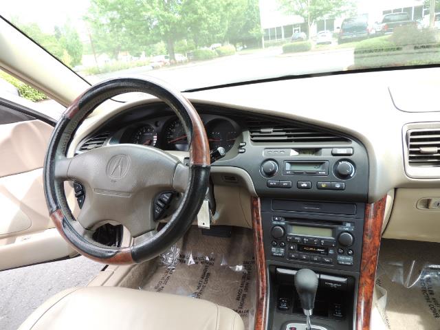 2000 Acura TL 3.2 sedan V6 Heated seats Excellent Cond - Photo 20 - Portland, OR 97217