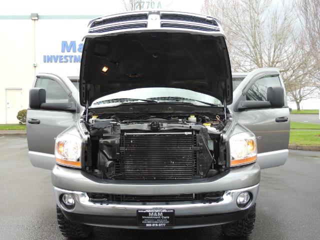 2006 Dodge Ram 2500 SLT 4dr Mega Cab / 4X4 / 5.9L DIESEL / FLAT BED - Photo 30 - Portland, OR 97217