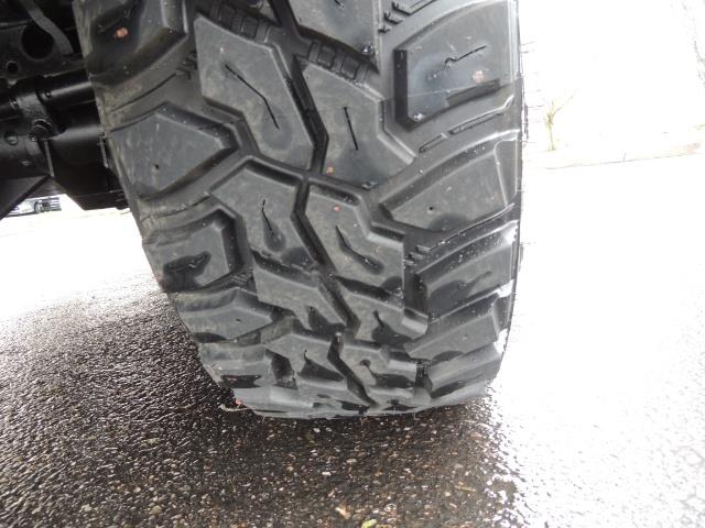 2006 Dodge Ram 2500 SLT 4dr Mega Cab / 4X4 / 5.9L DIESEL / FLAT BED - Photo 24 - Portland, OR 97217