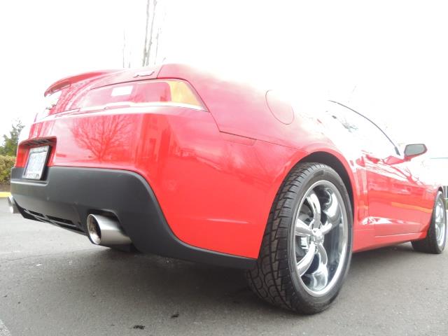 2014 Chevrolet Camaro LS / Coupe / 3.6 Liter 6Cyl / ONLY 9000 MILES - Photo 32 - Portland, OR 97217