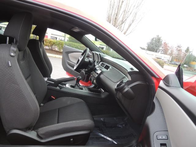 2014 Chevrolet Camaro LS / Coupe / 3.6 Liter 6Cyl / ONLY 9000 MILES - Photo 15 - Portland, OR 97217