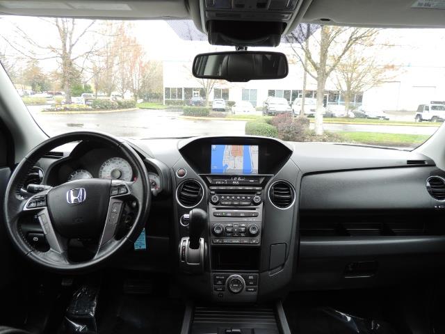 2013 Honda Pilot Touring /4WD / Navi / DVD / Third Seats / 1-OWNER - Photo 38 - Portland, OR 97217