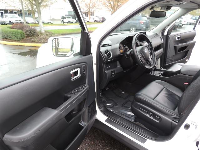 2013 Honda Pilot Touring /4WD / Navi / DVD / Third Seats / 1-OWNER - Photo 13 - Portland, OR 97217