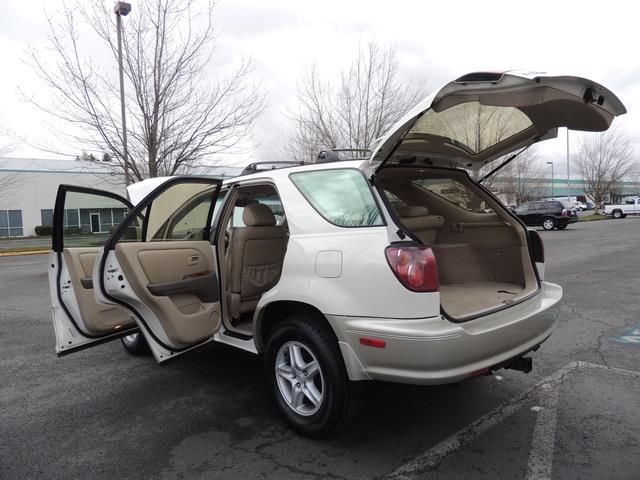 1999 Lexus RX 300 / AWD / Leather / Sunroof / Great Conditon - Photo 27 - Portland, OR 97217