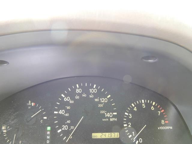 1999 Lexus RX 300 / AWD / Leather / Sunroof / Great Conditon - Photo 40 - Portland, OR 97217