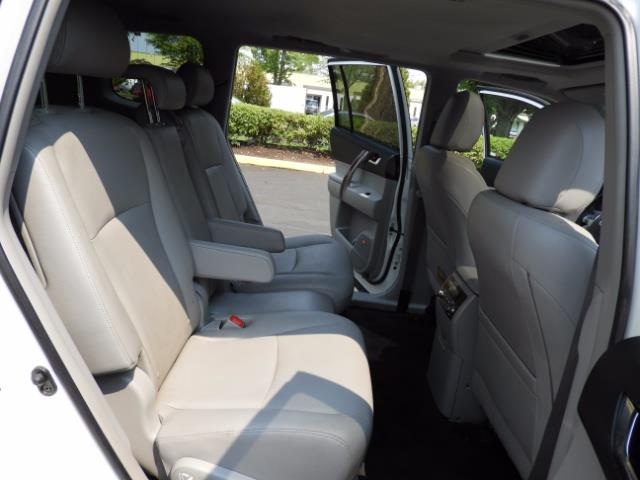2011 Toyota Highlander Limited Hybrid 4WD 2-Owner 85Kmiles 3rdRow Leather - Photo 19 - Portland, OR 97217