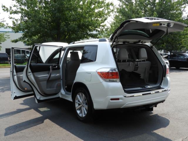 2011 Toyota Highlander Limited Hybrid 4WD 2-Owner 85Kmiles 3rdRow Leather - Photo 26 - Portland, OR 97217