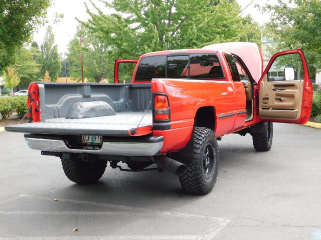 1998 Dodge Ram 2500 Laramie SLT / 4X4 / 5.9L DIESEL / 12-VALVE / 5-SPD - Photo 29 - Portland, OR 97217