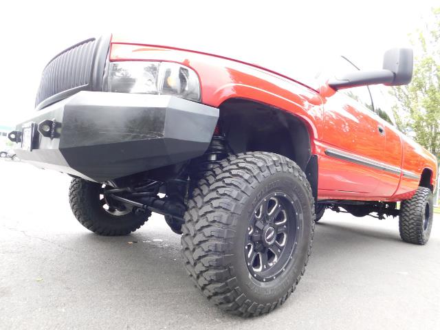 1998 Dodge Ram 2500 Laramie SLT / 4X4 / 5.9L DIESEL / 12-VALVE / 5-SPD - Photo 9 - Portland, OR 97217