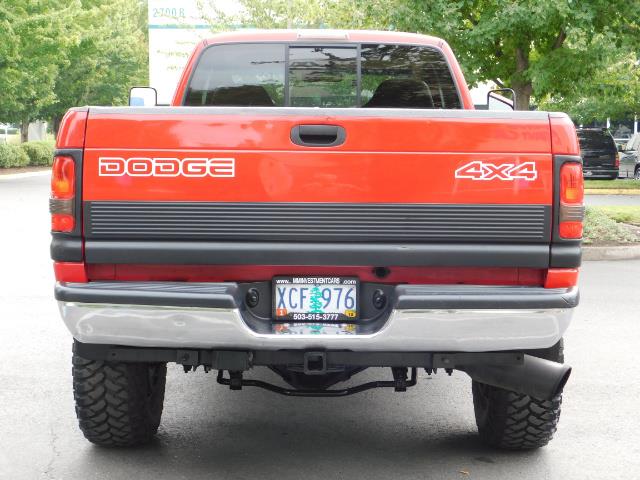 1998 Dodge Ram 2500 Laramie SLT / 4X4 / 5.9L DIESEL / 12-VALVE / 5-SPD - Photo 6 - Portland, OR 97217
