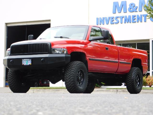1998 Dodge Ram 2500 Laramie SLT / 4X4 / 5.9L DIESEL / 12-VALVE / 5-SPD - Photo 25 - Portland, OR 97217