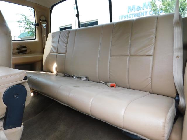 1998 Dodge Ram 2500 Laramie SLT / 4X4 / 5.9L DIESEL / 12-VALVE / 5-SPD - Photo 15 - Portland, OR 97217