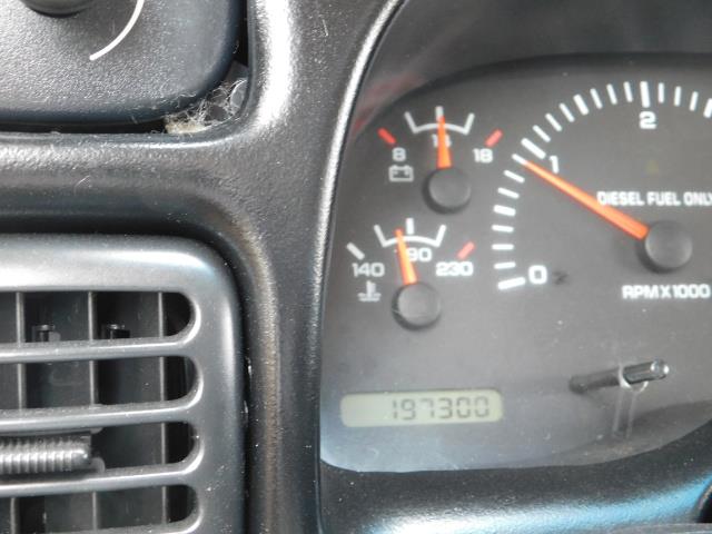 1998 Dodge Ram 2500 Laramie SLT / 4X4 / 5.9L DIESEL / 12-VALVE / 5-SPD - Photo 41 - Portland, OR 97217