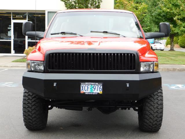 1998 Dodge Ram 2500 Laramie SLT / 4X4 / 5.9L DIESEL / 12-VALVE / 5-SPD - Photo 5 - Portland, OR 97217