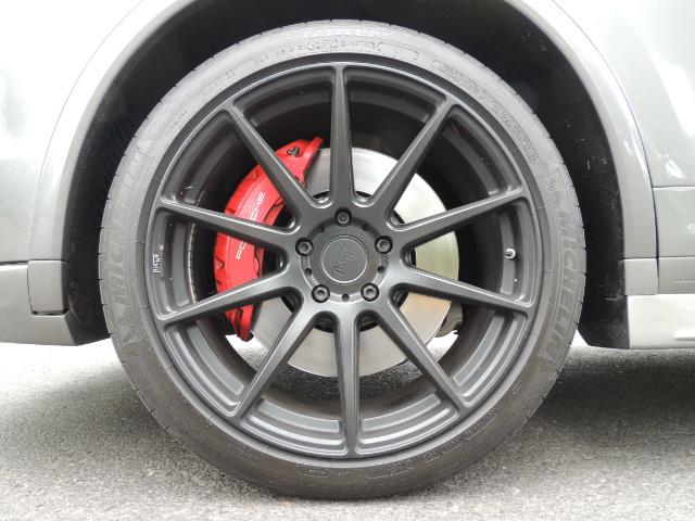 2014 Porsche Cayenne Turbo S / Panoramic Roof/ Burmester/ Niche Wheels - Photo 22 - Portland, OR 97217
