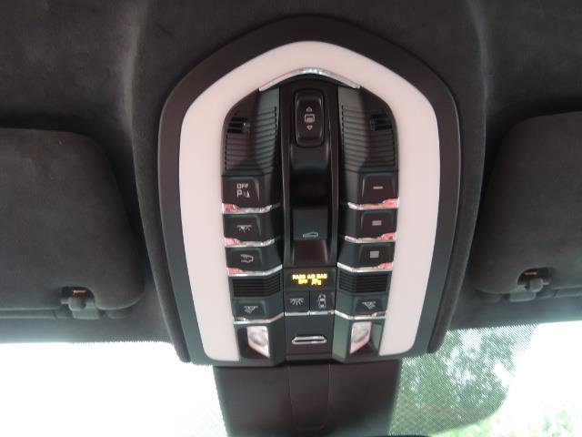 2014 Porsche Cayenne Turbo S / Panoramic Roof/ Burmester/ Niche Wheels - Photo 28 - Portland, OR 97217