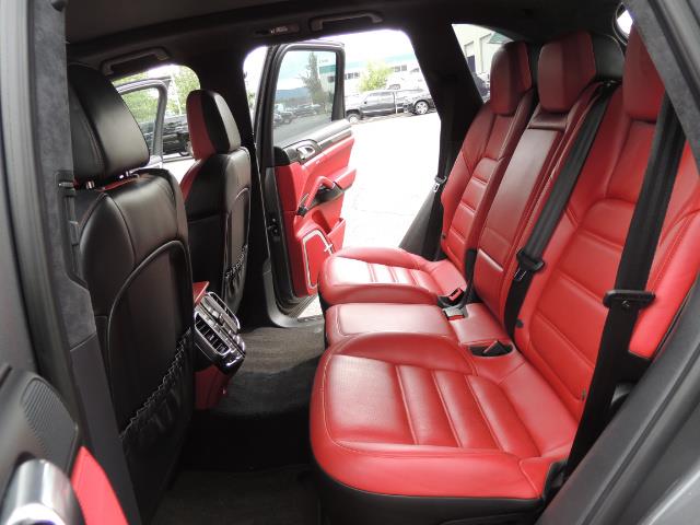 2014 Porsche Cayenne Turbo S / Panoramic Roof/ Burmester/ Niche Wheels - Photo 15 - Portland, OR 97217