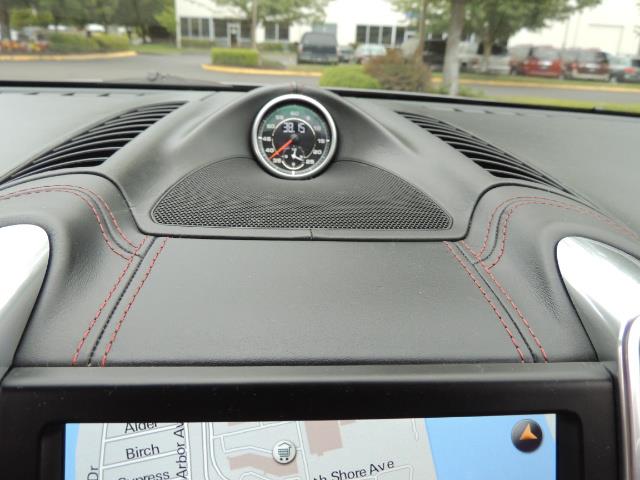 2014 Porsche Cayenne Turbo S / Panoramic Roof/ Burmester/ Niche Wheels - Photo 45 - Portland, OR 97217