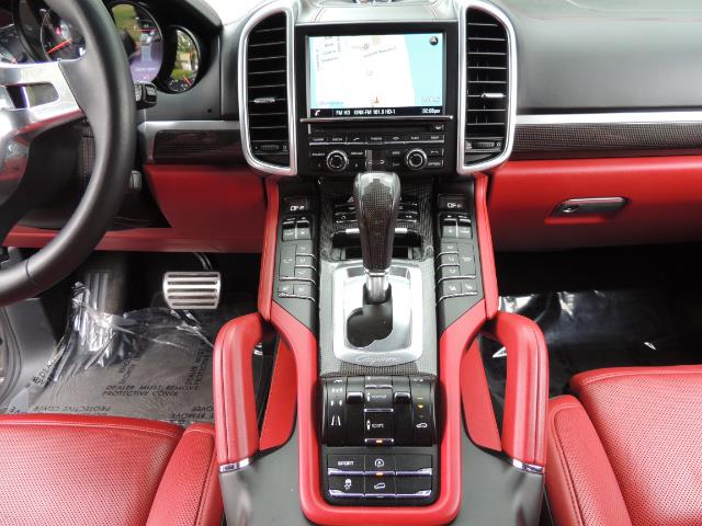 2014 Porsche Cayenne Turbo S / Panoramic Roof/ Burmester/ Niche Wheels - Photo 27 - Portland, OR 97217