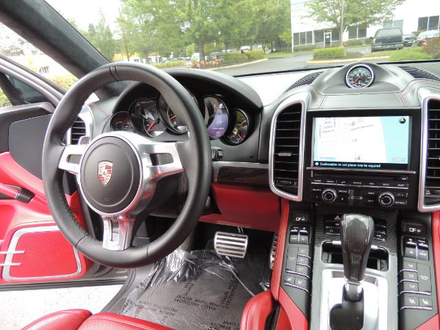 2014 Porsche Cayenne Turbo S / Panoramic Roof/ Burmester/ Niche Wheels - Photo 20 - Portland, OR 97217