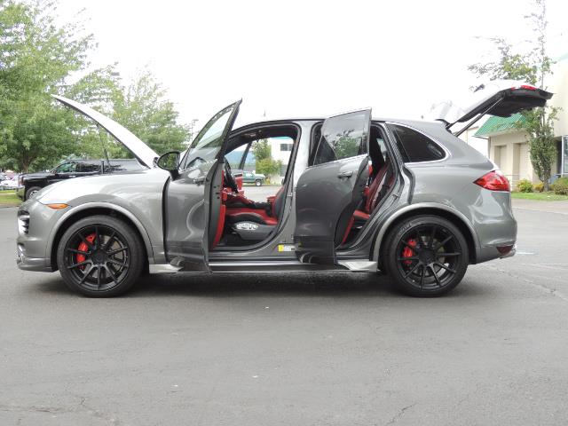 2014 Porsche Cayenne Turbo S / Panoramic Roof/ Burmester/ Niche Wheels - Photo 25 - Portland, OR 97217