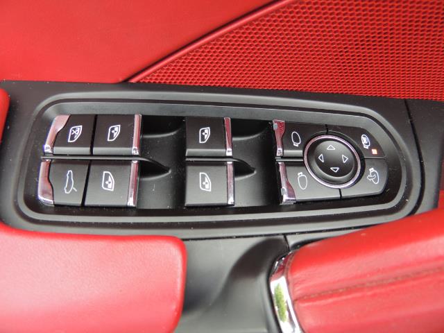 2014 Porsche Cayenne Turbo S / Panoramic Roof/ Burmester/ Niche Wheels - Photo 36 - Portland, OR 97217