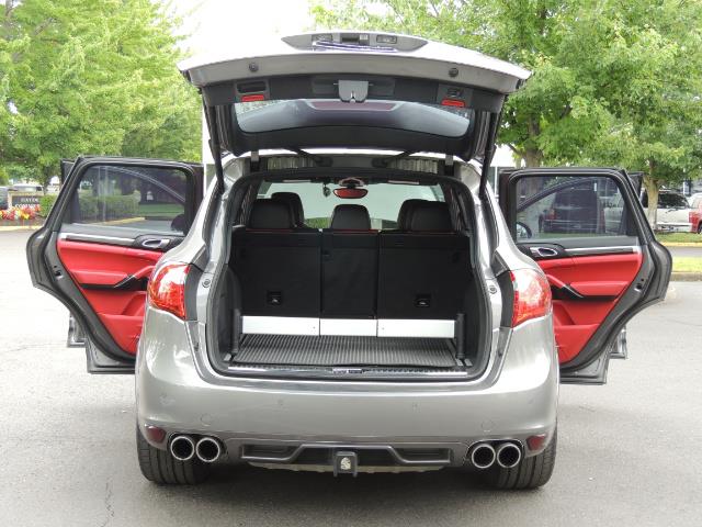 2014 Porsche Cayenne Turbo S / Panoramic Roof/ Burmester/ Niche Wheels - Photo 30 - Portland, OR 97217