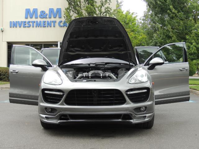 2014 Porsche Cayenne Turbo S / Panoramic Roof/ Burmester/ Niche Wheels - Photo 34 - Portland, OR 97217