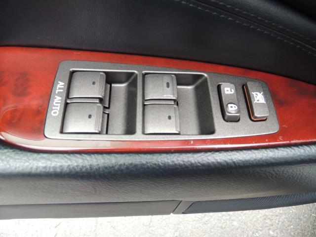 2008 Lexus LS 460 Luxury Sedan/ All Options/ Excellent Condition - Photo 30 - Portland, OR 97217