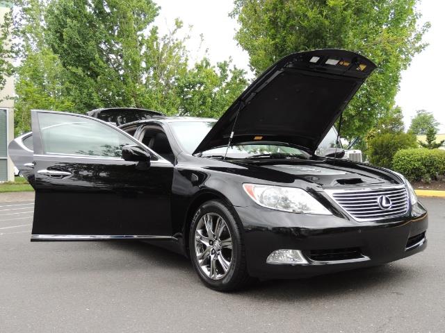2008 Lexus LS 460 Luxury Sedan/ All Options/ Excellent Condition - Photo 39 - Portland, OR 97217